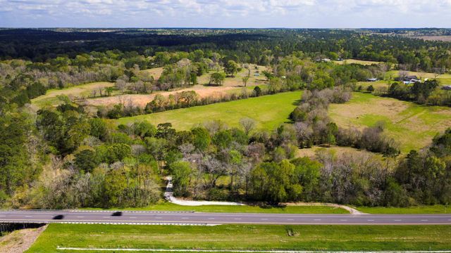 5236 Us Hwy 59 N, Livingston, TX 77351