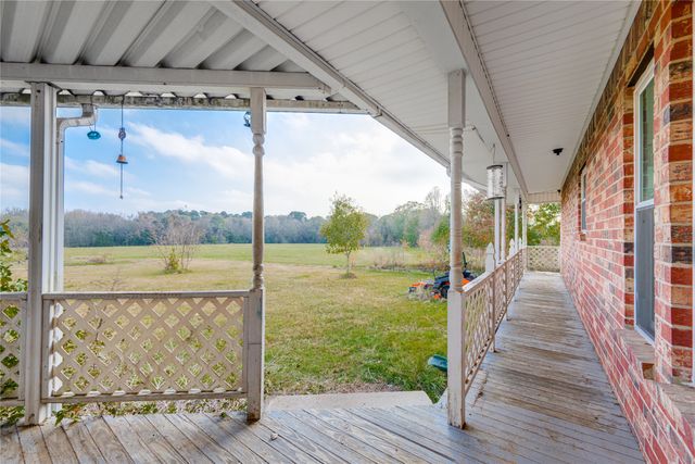 435 County Road 3204, Quitman, TX 75783