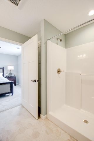 2242 8th Lane SE, Cambridge, MN 55008