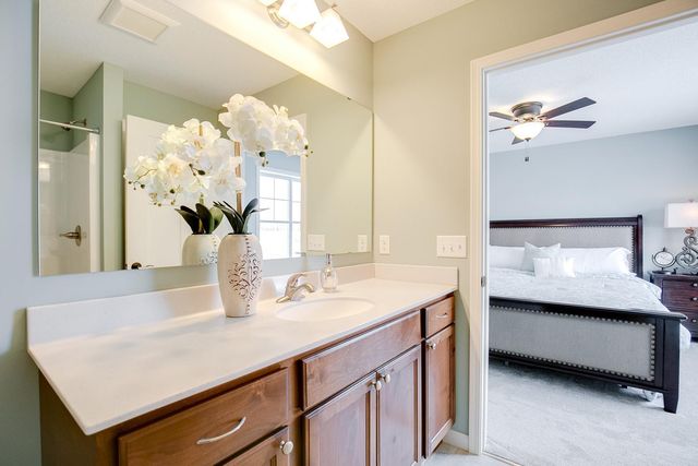 2242 8th Lane SE, Cambridge, MN 55008