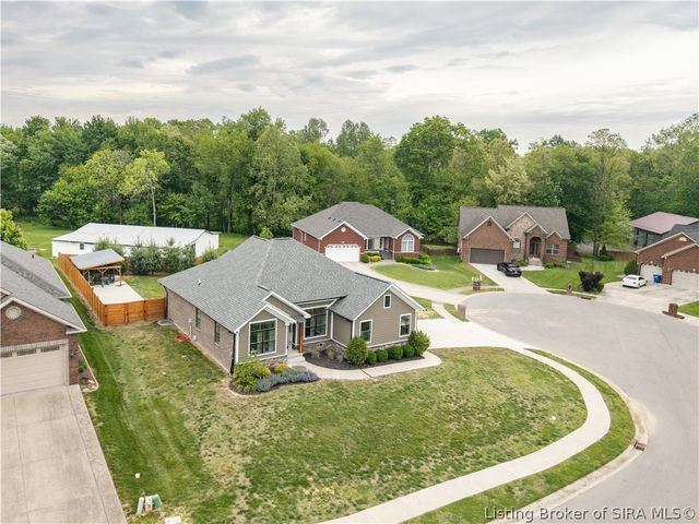 1109 Dora Drive, Sellersburg, IN 47172