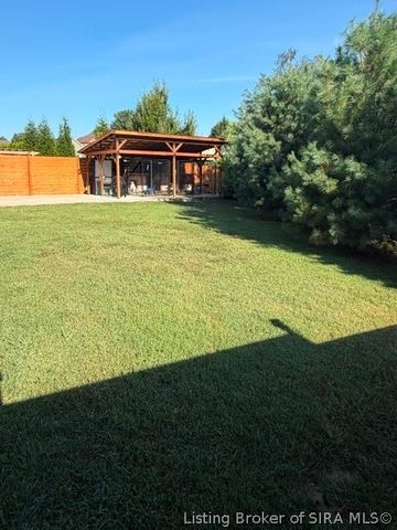 1109 Dora Drive, Sellersburg, IN 47172