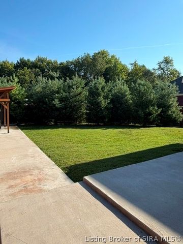 1109 Dora Drive, Sellersburg, IN 47172