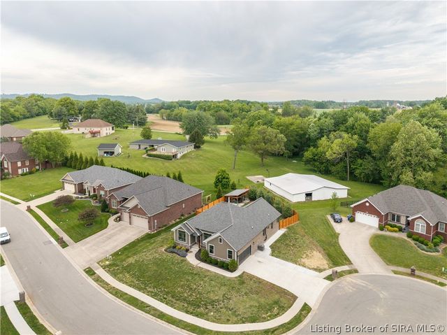 1109 Dora Drive, Sellersburg, IN 47172