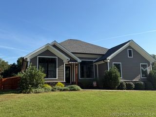1109 Dora Drive, Sellersburg, IN 47172