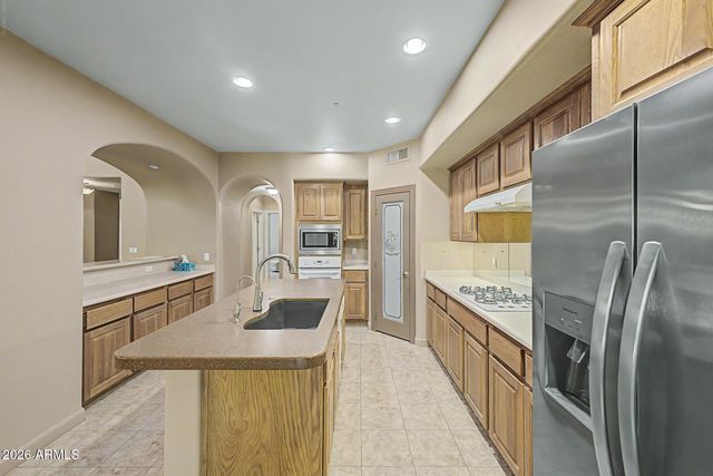 7240 E AURORA Drive, Scottsdale, AZ 85266