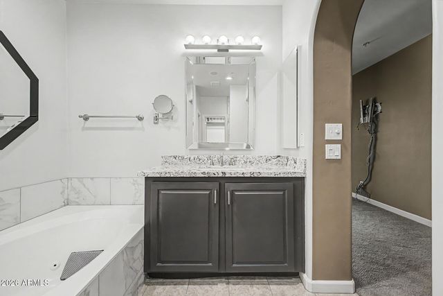 7240 E AURORA Drive, Scottsdale, AZ 85266