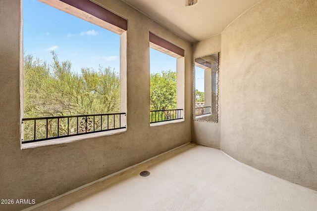 7240 E AURORA Drive, Scottsdale, AZ 85266
