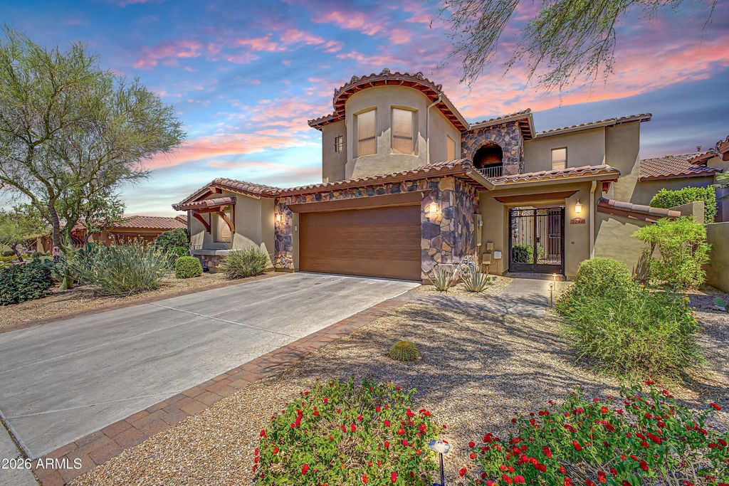 7240 E AURORA Drive, Scottsdale, AZ 85266