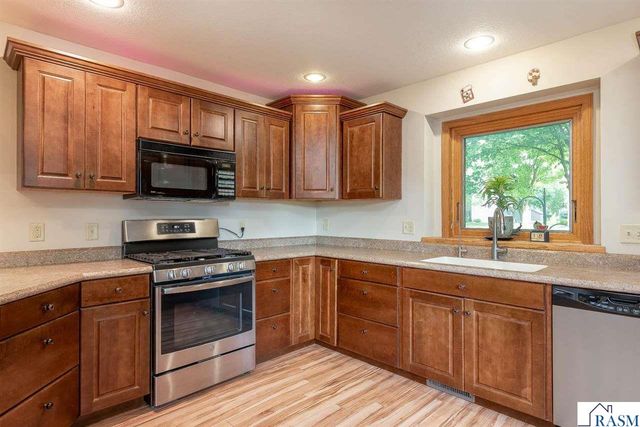 104 James Drive, Eagle Lake, MN 56024