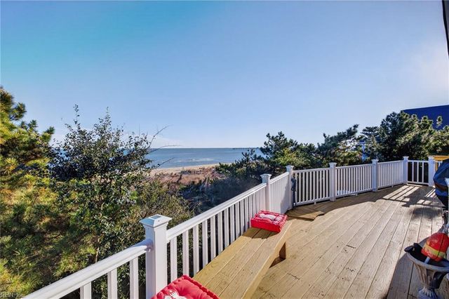 600 W Ocean View AVE C, Norfolk, VA 23503