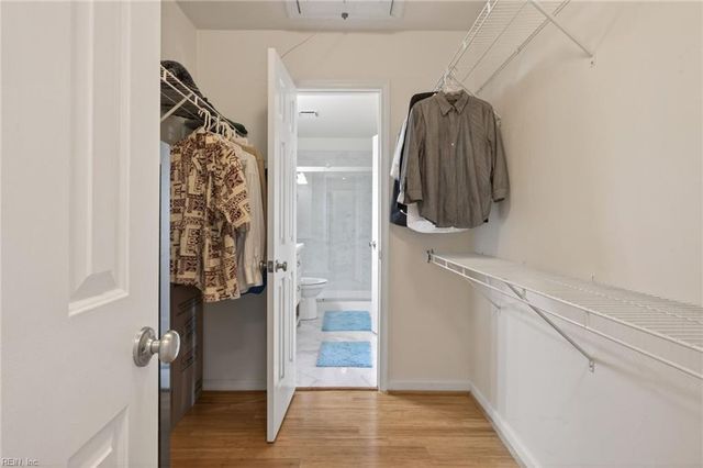 600 W Ocean View AVE C, Norfolk, VA 23503