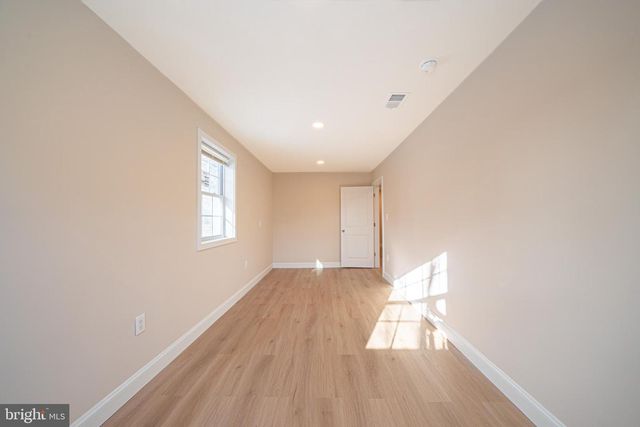 9328 ACADEMY RD, Philadelphia, PA 19114