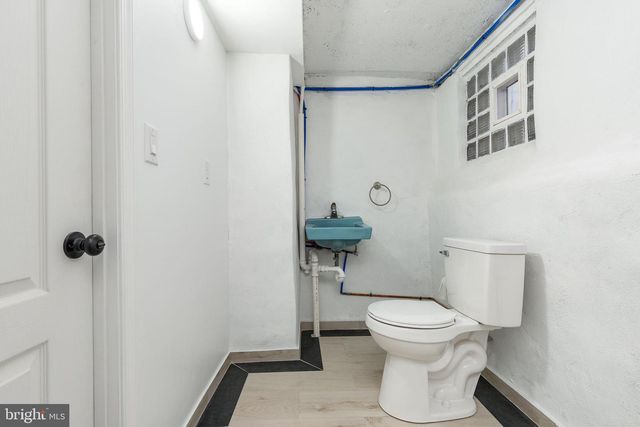 5208 GLENLOCH ST, Philadelphia, PA 19124
