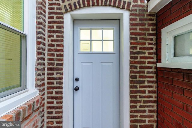 5208 GLENLOCH ST, Philadelphia, PA 19124