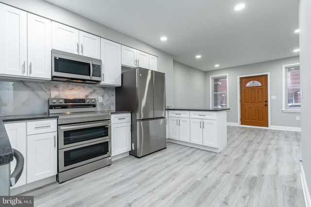 5208 GLENLOCH ST, Philadelphia, PA 19124