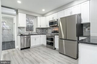 5208 GLENLOCH ST, Philadelphia, PA 19124