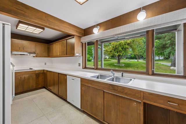 1676 Virginia Avenue S, Saint Louis Park, MN 55426