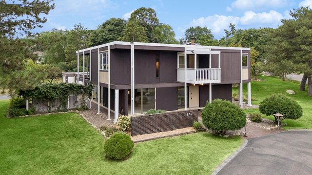 1676 Virginia Avenue S, Saint Louis Park, MN 55426