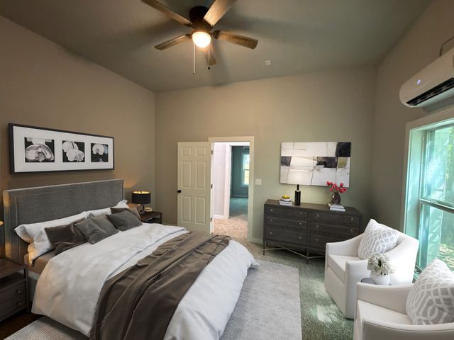 320 W 6th Street, Bonham, TX 75418