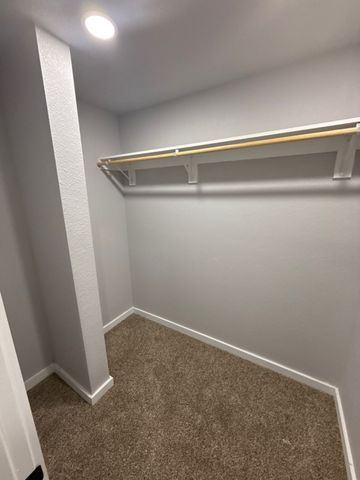 320 W 6th Street, Bonham, TX 75418