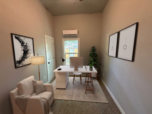 320 W 6th Street, Bonham, TX 75418