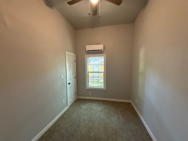 320 W 6th Street, Bonham, TX 75418