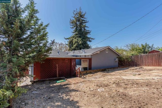 640 Henry St, Vallejo, CA 94591