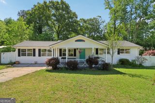 2344 Chestnut Log Place, Lithia Springs, GA 30122