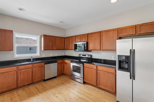 225 SE Booth Avenue, Waukee, IA 50263