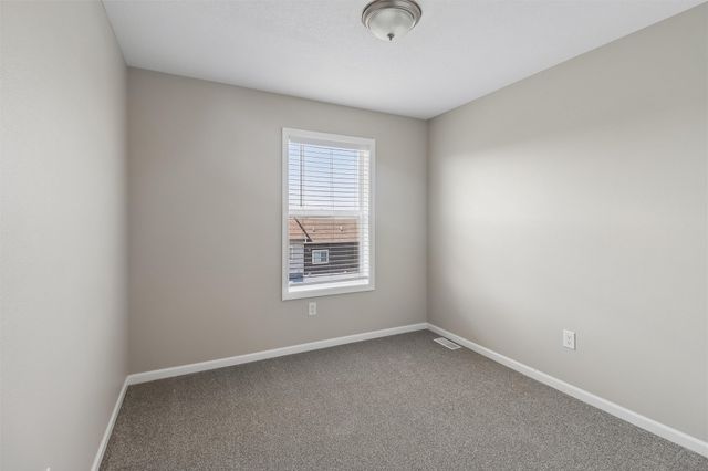 225 SE Booth Avenue, Waukee, IA 50263