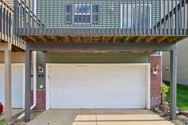 225 SE Booth Avenue, Waukee, IA 50263