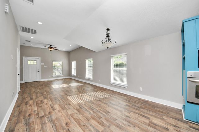 1322 E 36th Street, Houston, TX 77022