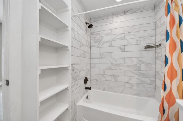 1322 E 36th Street, Houston, TX 77022