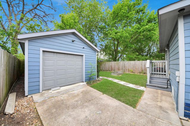1322 E 36th Street, Houston, TX 77022