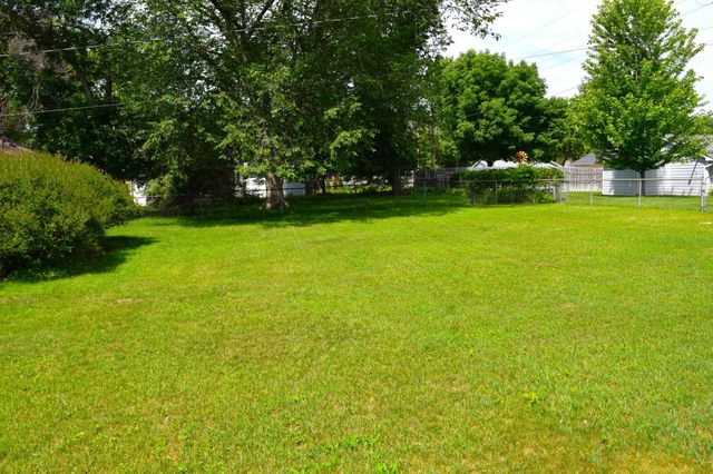 673 109th Lane NE, Blaine, MN 55434
