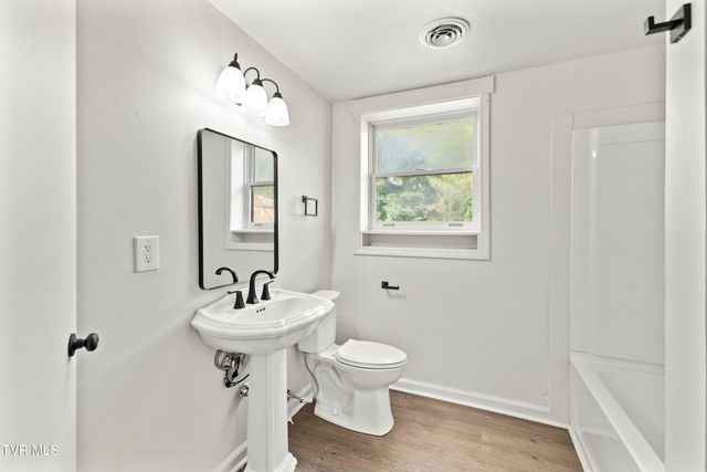 475 Tennessee 81, Jonesborough, TN 37659