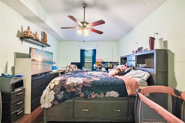 4217 IVEYGLEN AVENUE, Orlando, FL 32826