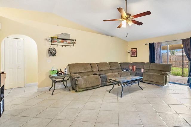 4217 IVEYGLEN AVENUE, Orlando, FL 32826