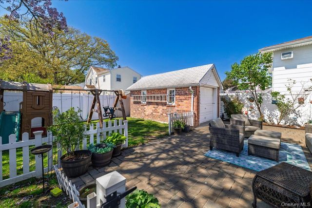 2015 Freeman Avenue, East Meadow, NY 11554