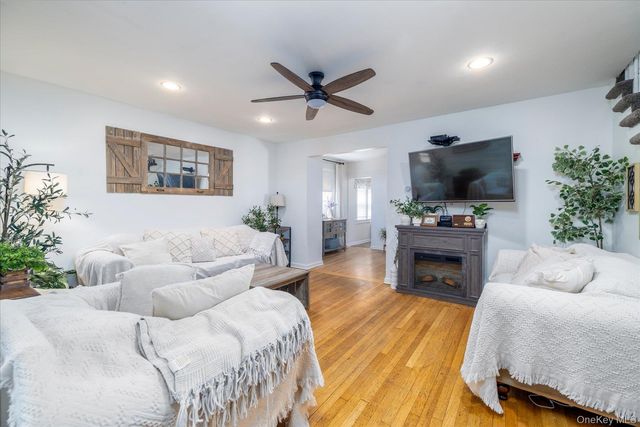 2015 Freeman Avenue, East Meadow, NY 11554