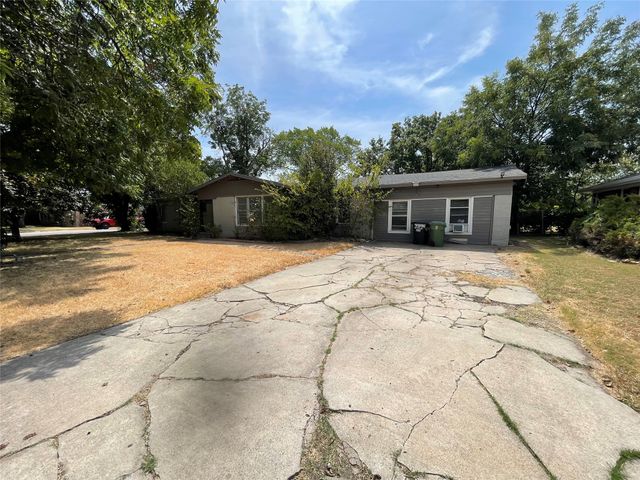 4340 Cummings Drive, North Richland Hills, TX 76180