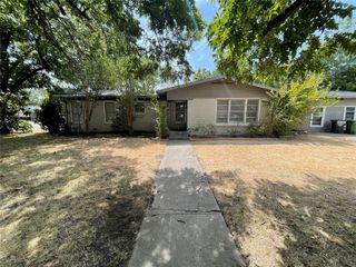 4340 Cummings Drive, North Richland Hills, TX 76180