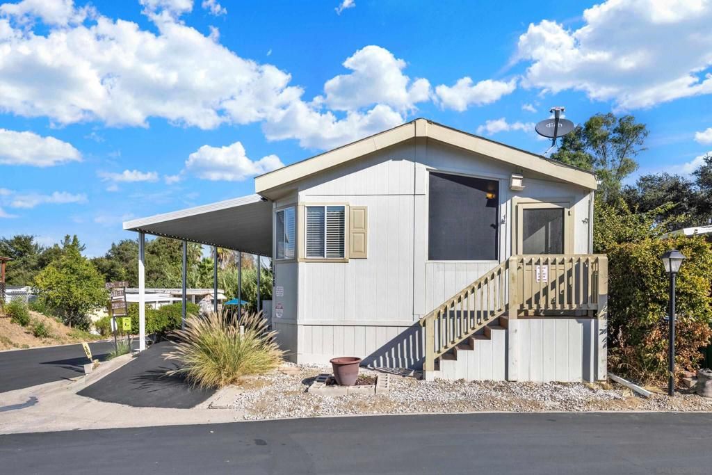 13460 Highway 8 Business 106, Lakeside, CA 92040 — exterior