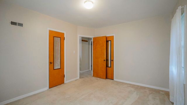 917 GRANDVIEW Avenue, Council Bluffs, IA 51503