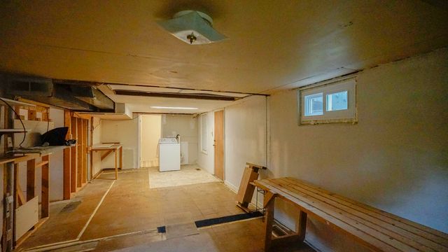 917 GRANDVIEW Avenue, Council Bluffs, IA 51503