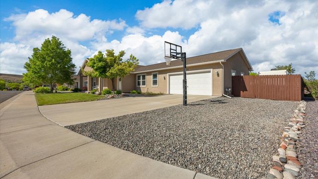 832 Cabernet Drive, Palisade, CO 81526