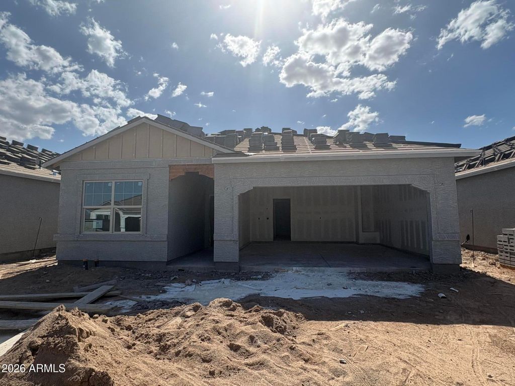 Image 2 of property listing at 6524 S 78TH Lane, Laveen, AZ 85339