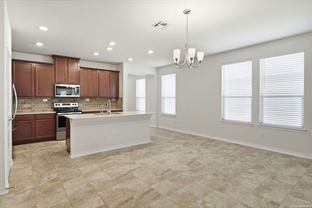3435 JEFFERSON DR, New Braunfels, TX 78132