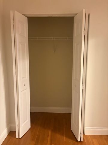 35 Commonwealthh 110, Newton, MA 02467